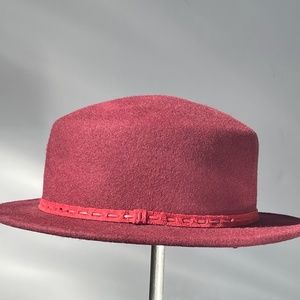 BCBG Women’s 100% Wool Hat - O/S